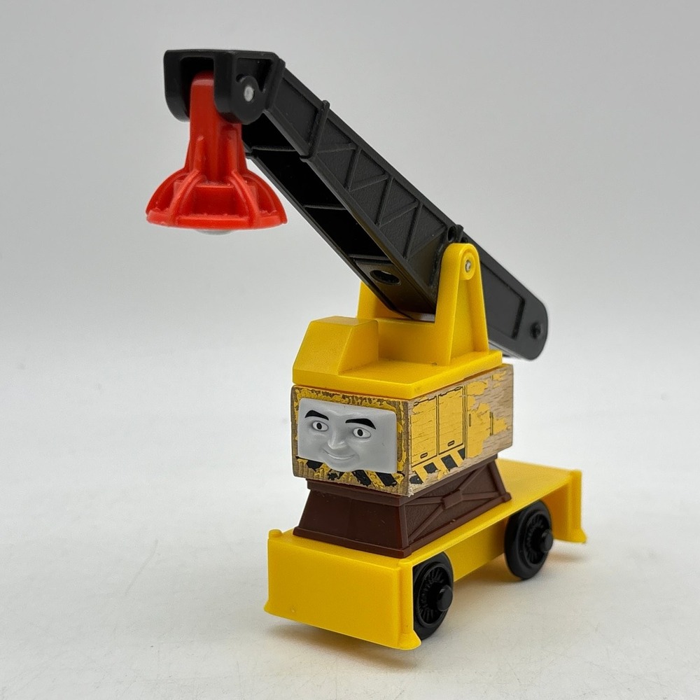 Thomas Wooden Railway Reg Crane Train Engine Magnetic Scrapyard Fisher Price